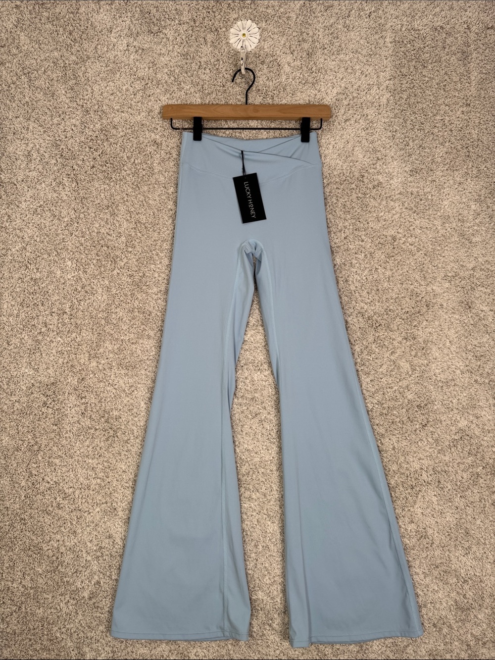 Lucky Honey Luxe Compression Sky Blue Activewear Flare Leggings - Small
